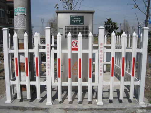 生產(chǎn)塑鋼護欄,電力塑鋼護欄,變壓器護欄/廠家/價格/型號/特點/優(yōu)點
